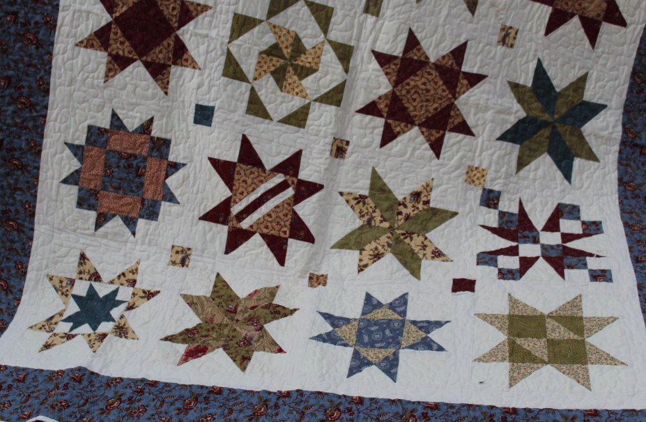 Handmade Star Pattern Quilt - 100% Cotton, Full/Queen Size, Soft & Durable picture