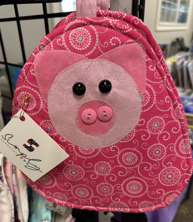 Adorable Handmade Barnyard Animal Kitchen D&eacute;cor picture