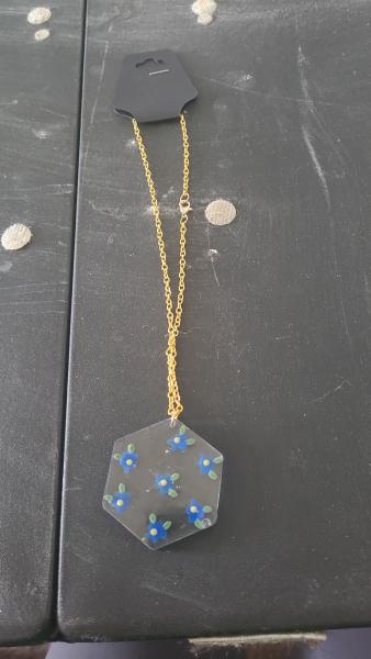 Flower Hexagon Necklace