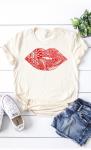 Kiss Me Lips Tee