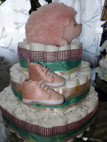 Petunia The Porcupine Baby Diaper Cake picture