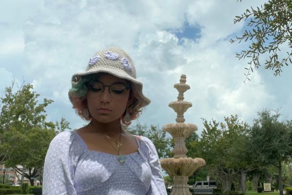 Esparza, Odalys - Plain with Hearts Bucket Hat picture