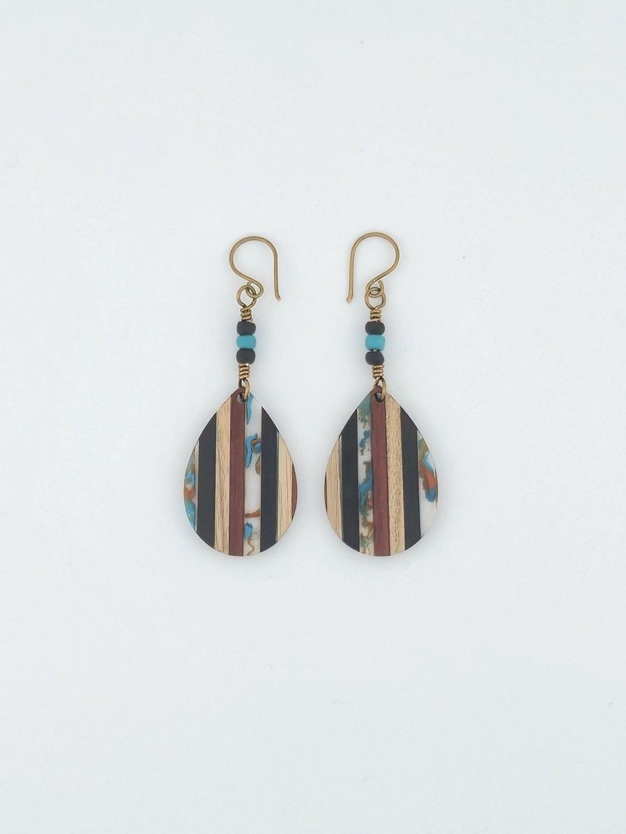 The Horizon Line Dangles picture