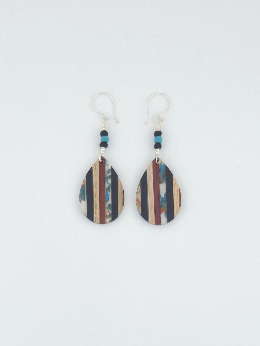The Horizon Line Dangles picture