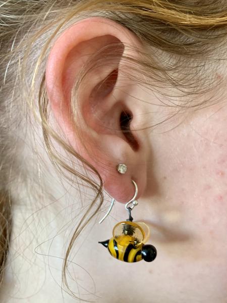 Bailey Bee Earrings picture