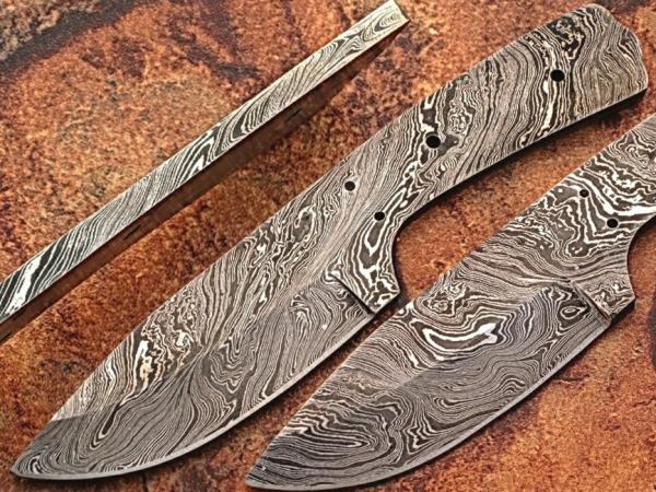 Custom Made Damascus Steel Skinner Knife (Blank Blade) 8in 1095 Steel picture