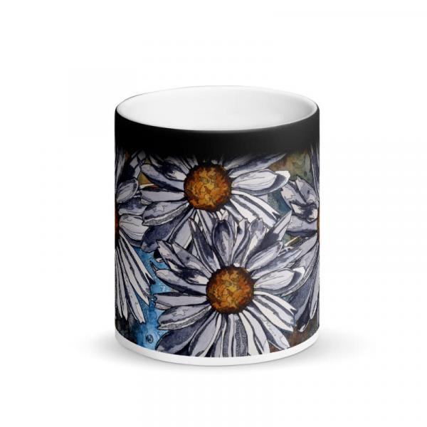 White Daisy Matte Black Magic Mug