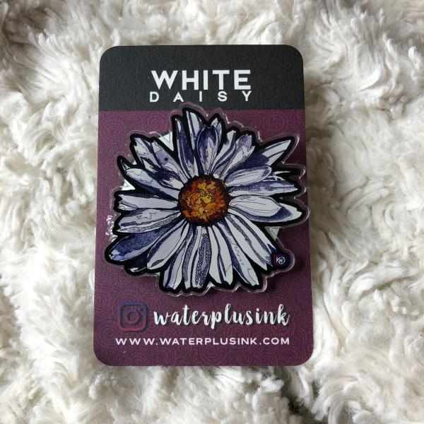 White Daisy Acrylic Pin
