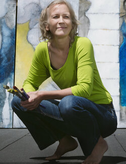 Finding Ways To Stay Close - Marianne Enhörning picture