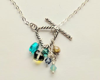 Toggle Necklace picture