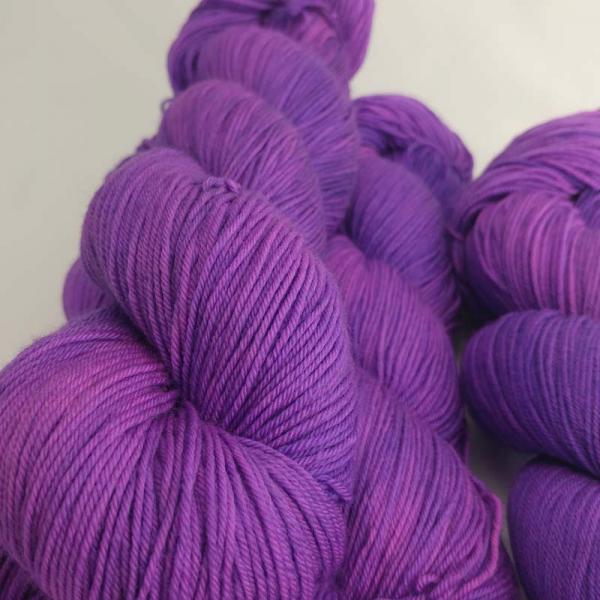 World Leaders: Regal - Mimi Worsted