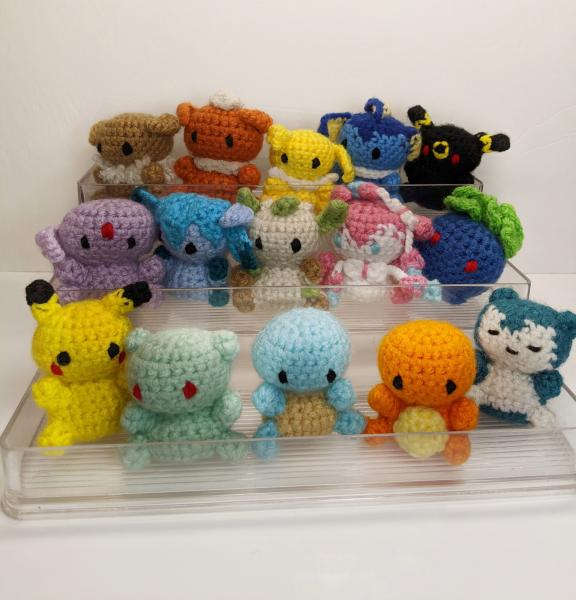 Pokemon - Charmander, Bulbasaur, Squirtle, Pikachu, Oddish, Snorlax, Eevee, Eeveelutions picture