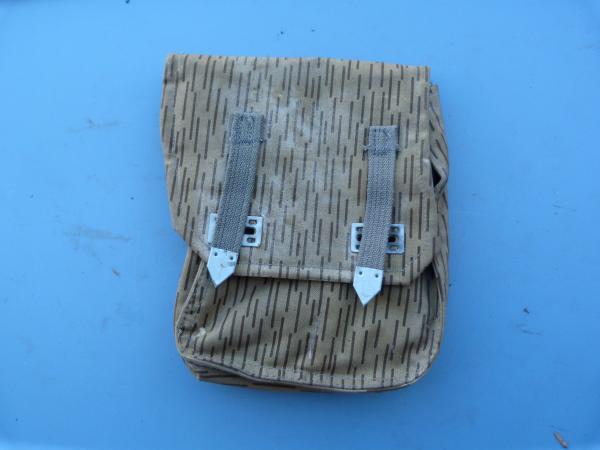 Rain Pattern Camouflage Pouch