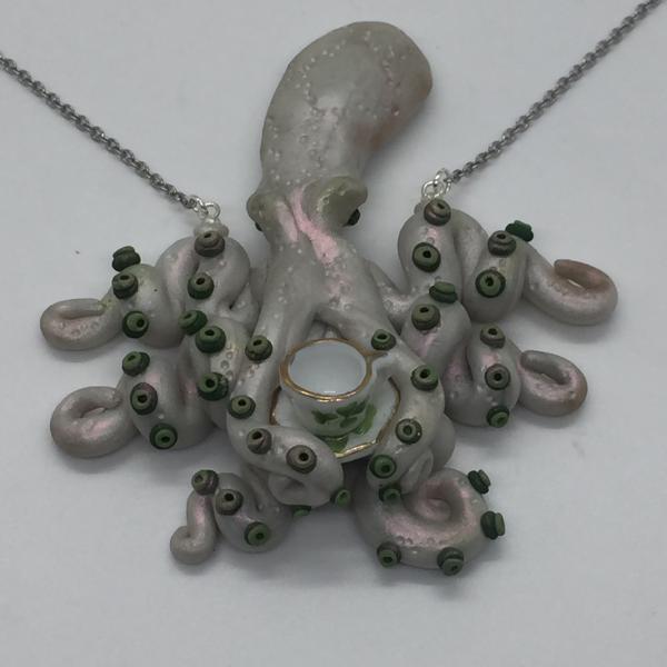 Matcha Octopus Necklace Large picture