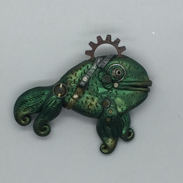 Green fish pin polymer clay picture