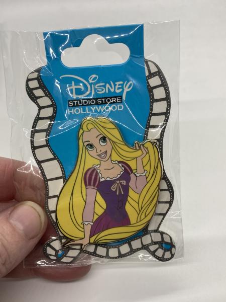 Disney DSSH pins your choice of one pin picture