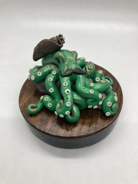Green Pirate mini Octopus polymer picture