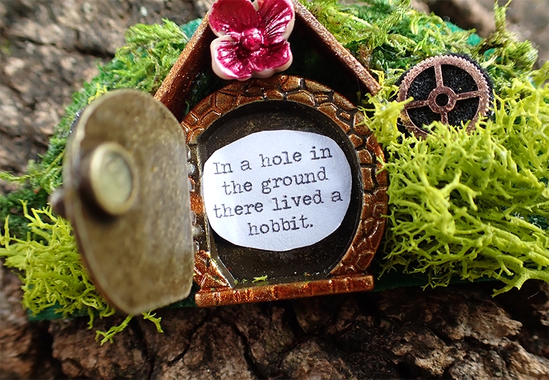 Hobbit Hole/Fairy Door Hills Magnets, Brooches or Hair Clips (the doors open!) picture