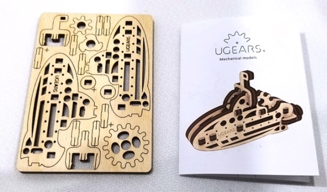 UFidgets Wooden Submarine Kit - KD502151sub picture