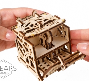 UGears Wooden Mechanical Dice Keeper - KD502198 picture