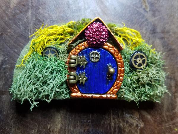 Hobbit Hole/Fairy Door Hills Magnets, Brooches or Hair Clips (the doors open!) picture