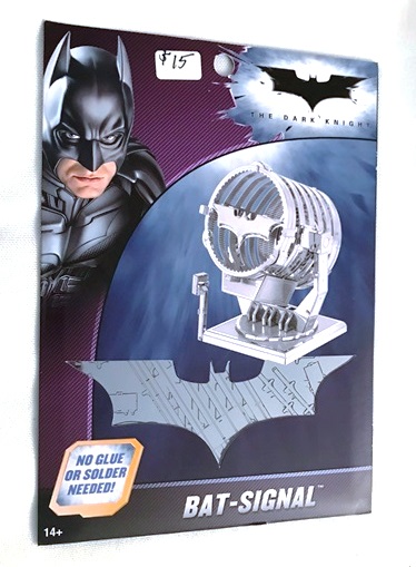 Metal Earth Batman - Bat Signal - 32309013740