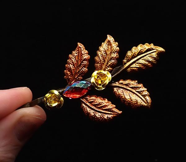 Autumn Leaves and Roses Bobby Pin Set picture