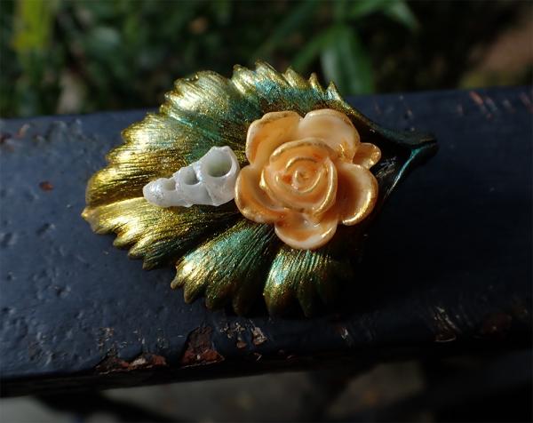 Rose &amp; Bronze Leaf OOAK Hair Clip Summer Green with Swirly Shell | Vintage, Antique, Victorian Costume Accessory