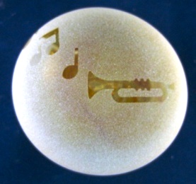Frosted paperweight trumpet yellow - 200-0235ty