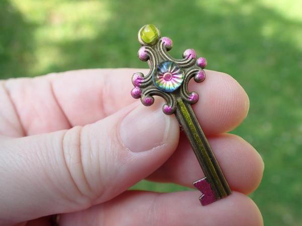 Bronze, Pink and Green Iridescent Key Victorian-Style OOAK Brooch/Pin | Vintage, Antique, Steampunk Costume Accessory picture