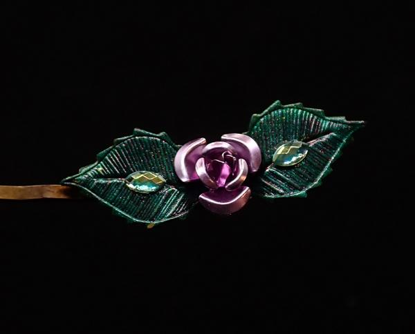 Roses and Dark Green Leaves Bobby Pin Set picture