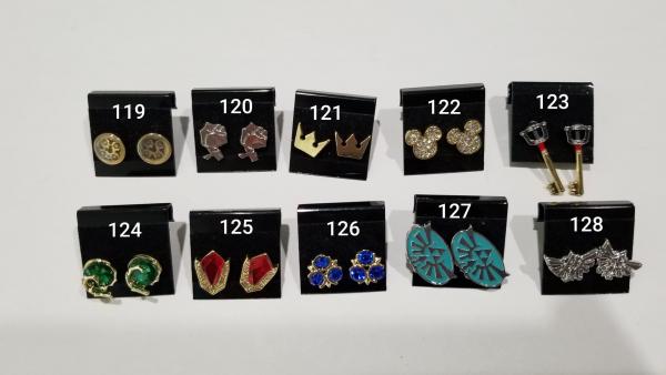 Stud Earrings (Video Games) picture