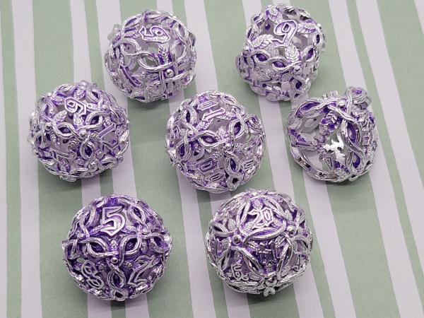 Ivy Metal Hollow Round Dice picture