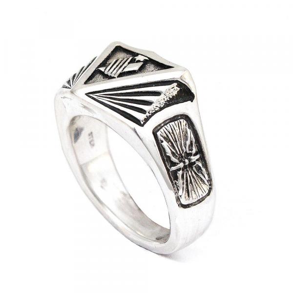 House Minerva Institute Ring picture