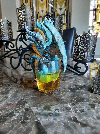 Drinks & Dragons Figurines picture