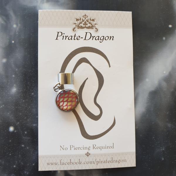 Dragon/Mermaid Scale - Cream/Pink - Non-Pierced Earcuff (EC463B)