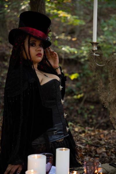 Voodoo Princess Black Velvet Top Hat picture