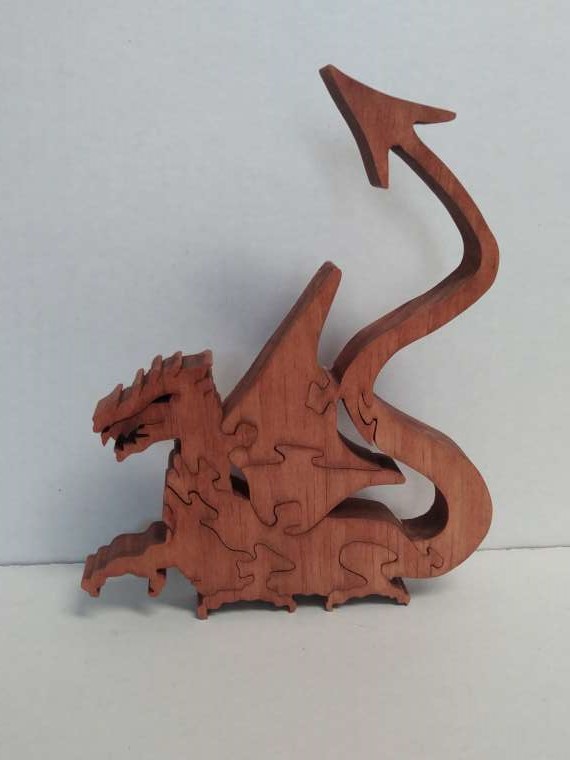 Dragon - Arched tail