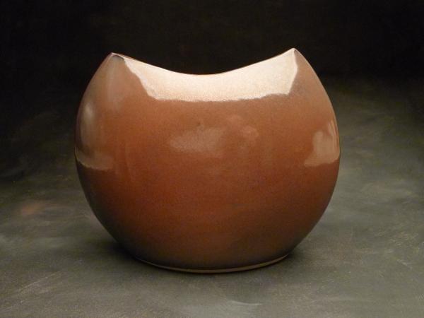 Tear drop shaped vessel