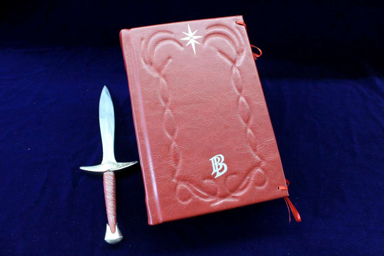 The Lord of the Rings – Red Book of Westmarch Leatherbound Collector’s Edition Book Replica picture