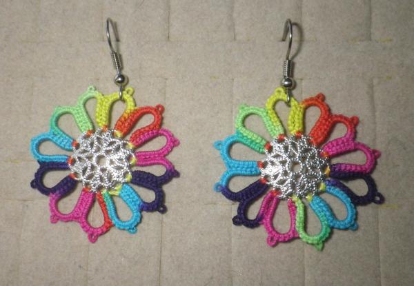 "Dresden Plate" earrings picture