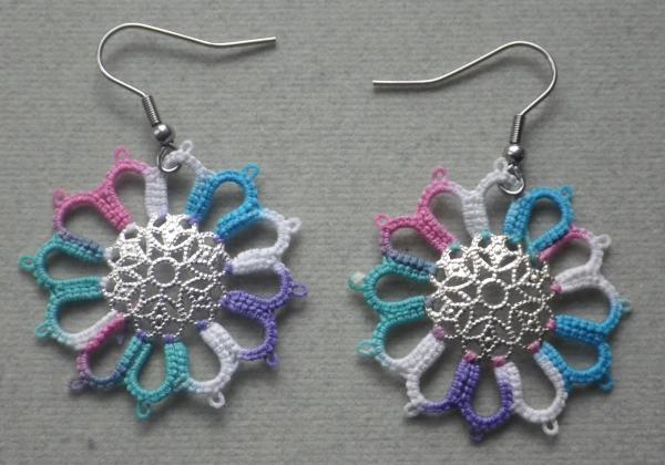 "Dresden Plate" earrings picture