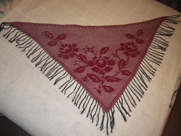 Rose Shawl - filet crochet picture