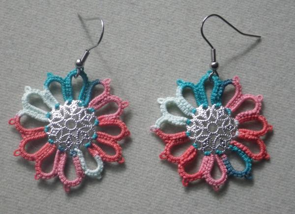 "Dresden Plate" earrings picture