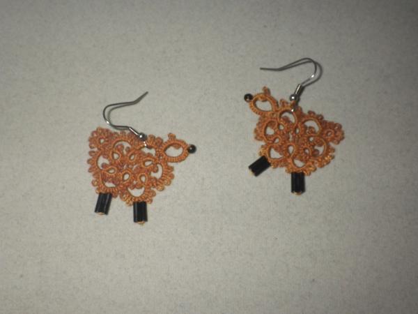 Sheep earrings picture