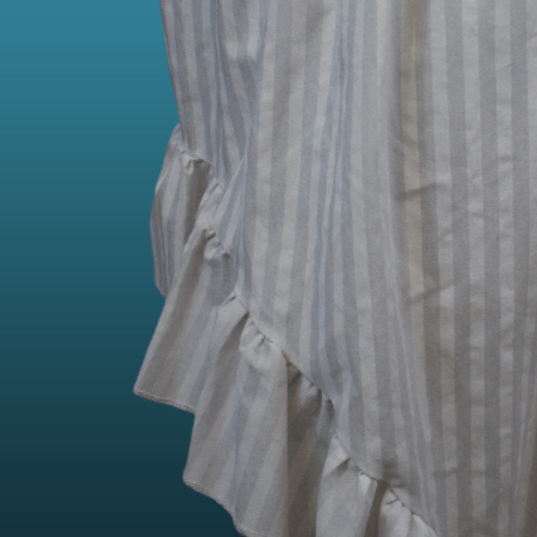 White Striped hi-lo ruffle skirt picture