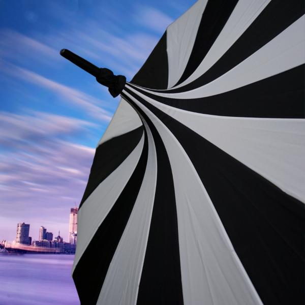 Black & White Parasol/Umbrella