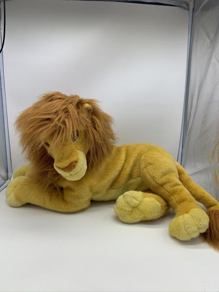 LG vintage plush Simba