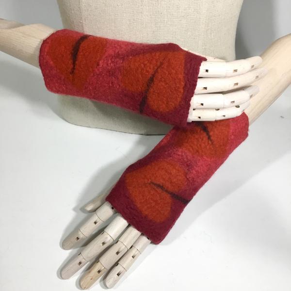 Cyclamen Mittens picture
