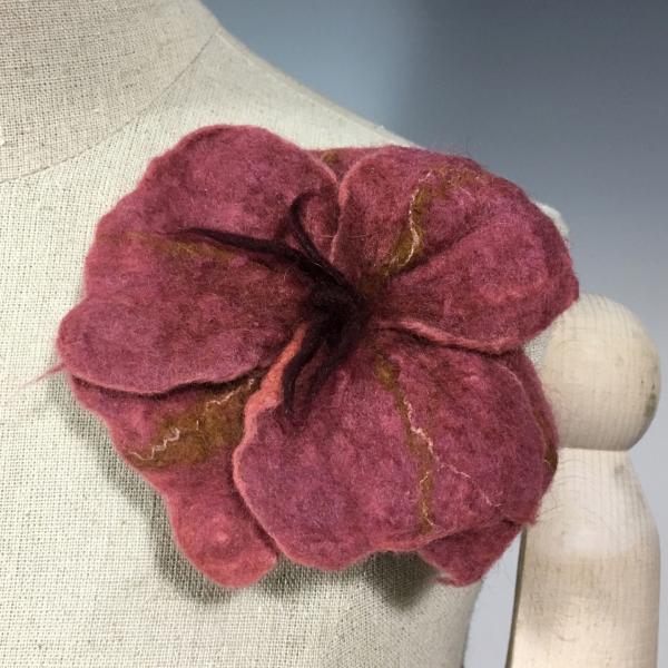 Hibiscus Pin picture